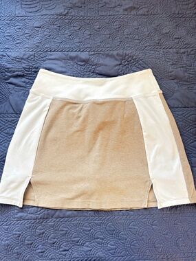 Beyond Yoga Tennis Skirt with Shorts Spacedye Outlines Skirt- Medium